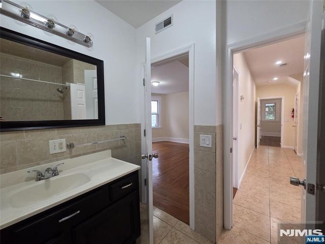 89 Watsessing Avenue 1, Bloomfield, NJ 07003