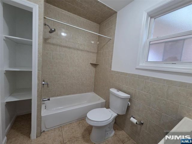 89 Watsessing Avenue 1, Bloomfield, NJ 07003