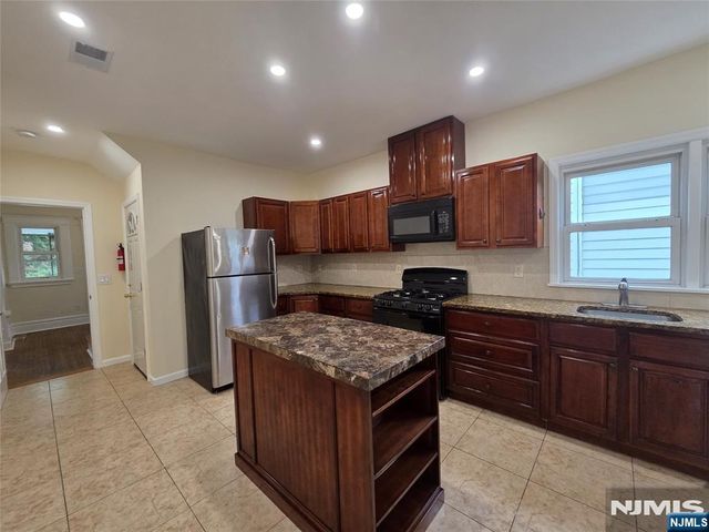 89 Watsessing Avenue 1, Bloomfield, NJ 07003