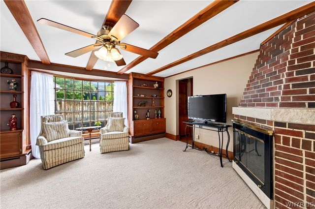 11 North Drive, Buffalo, NY 14216