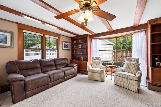 11 North Drive, Buffalo, NY 14216