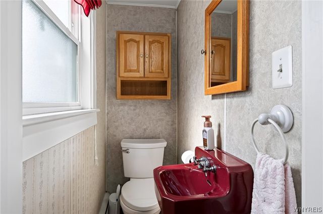 11 North Drive, Buffalo, NY 14216
