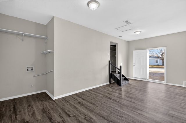 701 Harrison Lane, Hurst, TX 76053