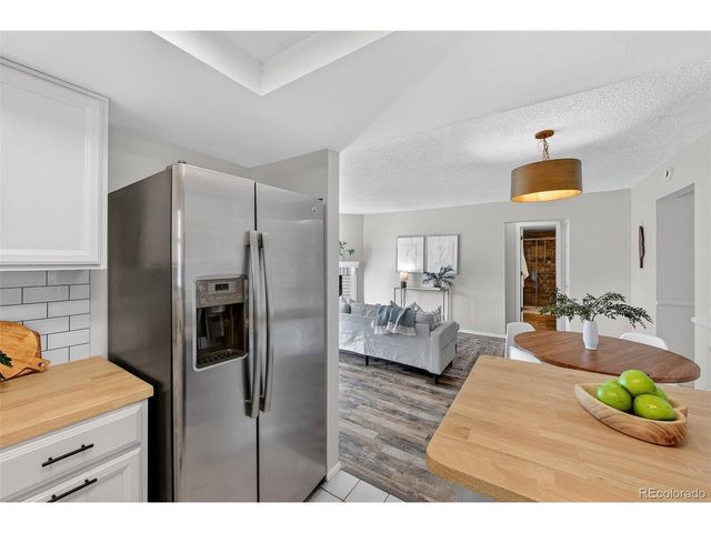 12523 E Pacific Cir E, Aurora, CO 80014