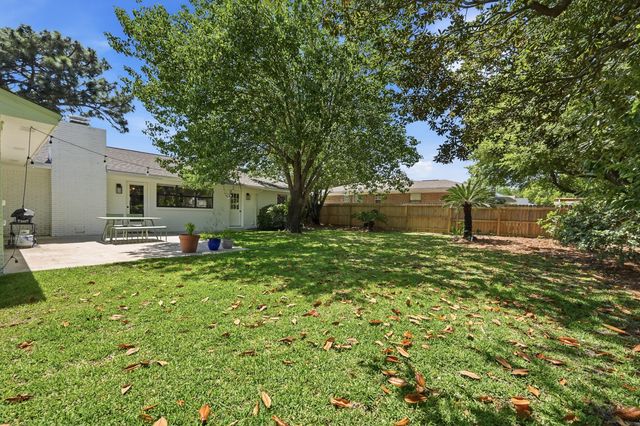12 Pinehurst Drive, Shalimar, FL 32579