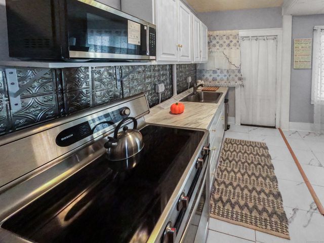 Address unavailable.