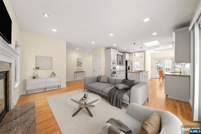 137 6th Street, Cresskill, NJ 07626