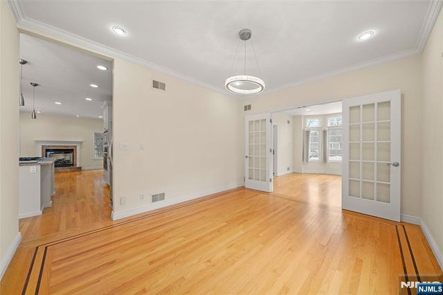 137 6th Street, Cresskill, NJ 07626