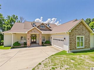 295 S Kipling Circle L3 thru L6, Eddyville, KY 42038