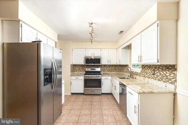 69 E SHREWSBURY PL, Princeton, NJ 08540