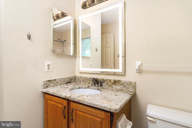 69 E SHREWSBURY PL, Princeton, NJ 08540