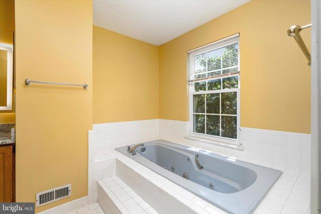 69 E SHREWSBURY PL, Princeton, NJ 08540