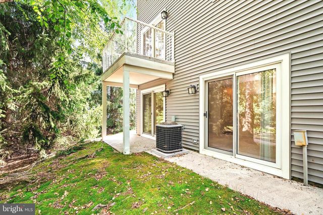 69 E SHREWSBURY PL, Princeton, NJ 08540