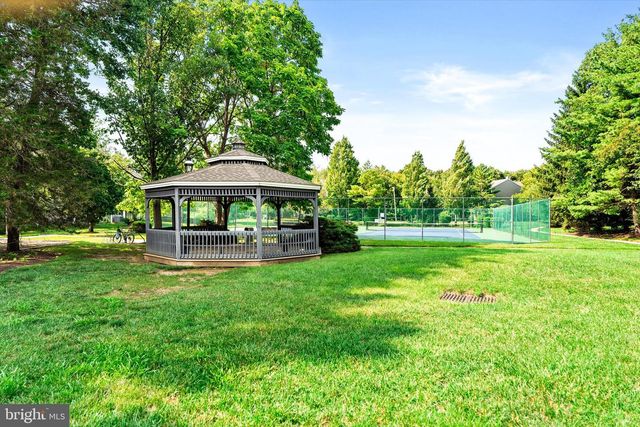 69 E SHREWSBURY PL, Princeton, NJ 08540