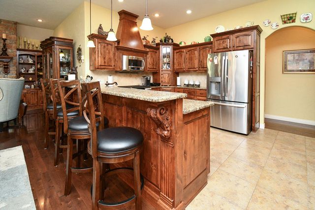 1402 N Rockingham Avenue, Nixa, MO 65714