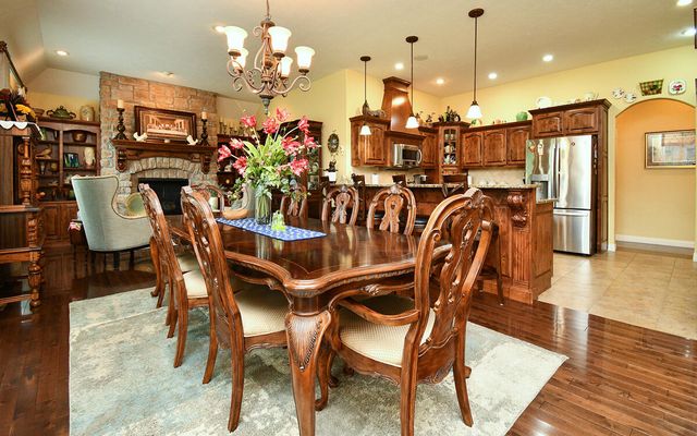 1402 N Rockingham Avenue, Nixa, MO 65714