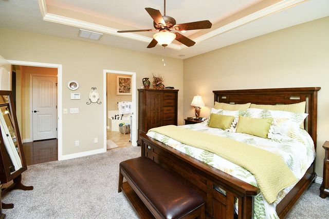 1402 N Rockingham Avenue, Nixa, MO 65714