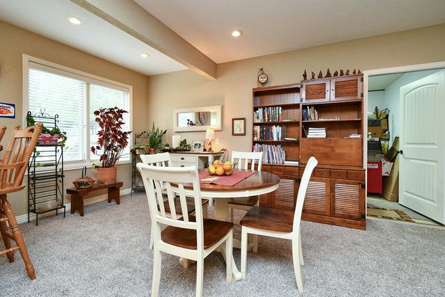 1402 N Rockingham Avenue, Nixa, MO 65714