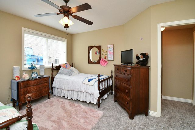 1402 N Rockingham Avenue, Nixa, MO 65714