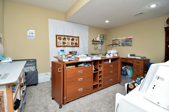 1402 N Rockingham Avenue, Nixa, MO 65714