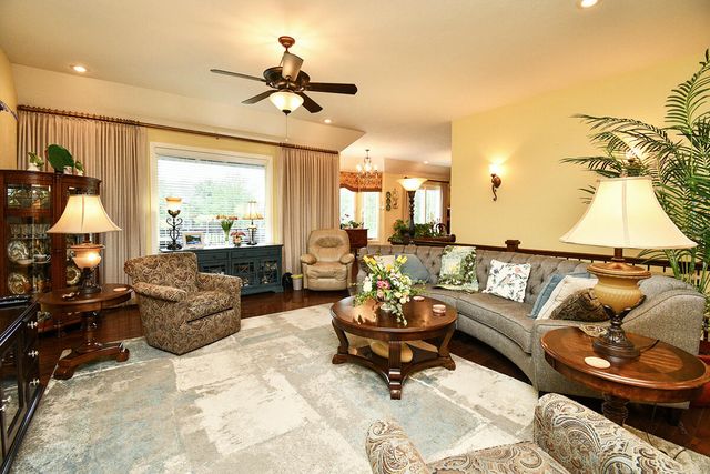 1402 N Rockingham Avenue, Nixa, MO 65714