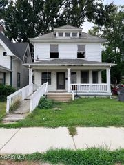 140 Islington Street, Toledo, OH 43610