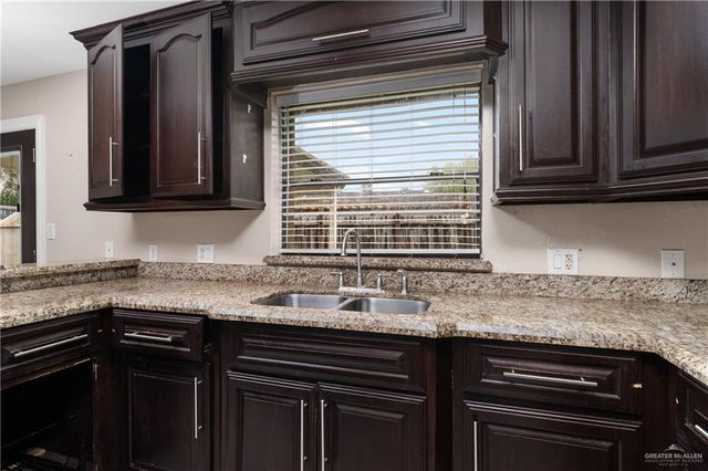 1312 Bluewing Circle, Brownsville, TX 78520