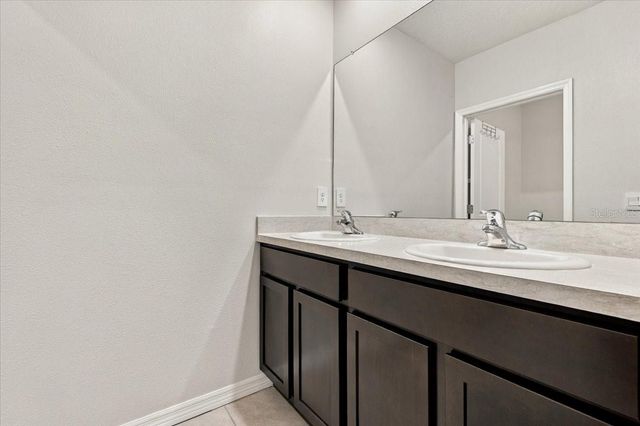 17343 HARVEST MOON WAY, Bradenton, FL 34211