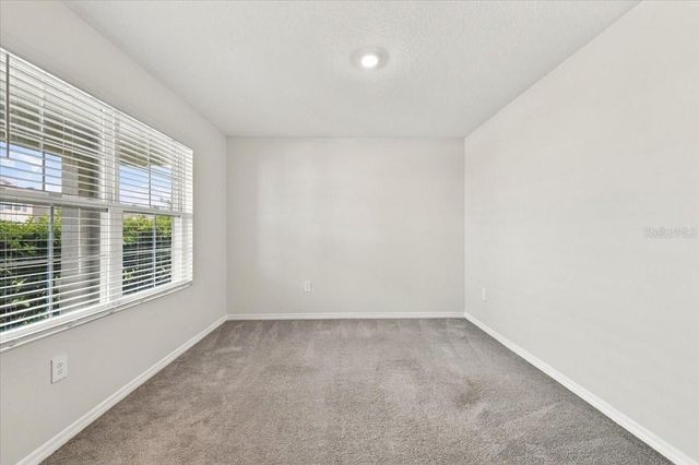 17343 HARVEST MOON WAY, Bradenton, FL 34211