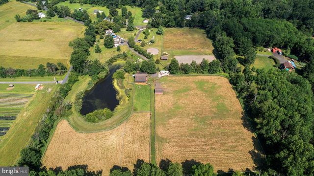 415 GEIGEL HILL RD, Upper Black Eddy, PA 18972