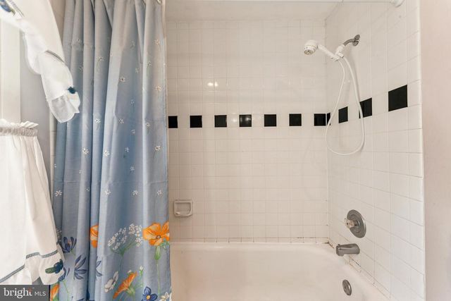 415 GEIGEL HILL RD, Upper Black Eddy, PA 18972