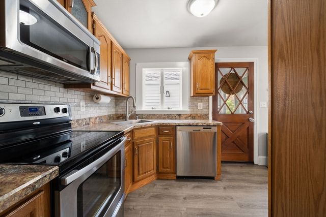 24 Wilbur St, Raynham, MA 02767
