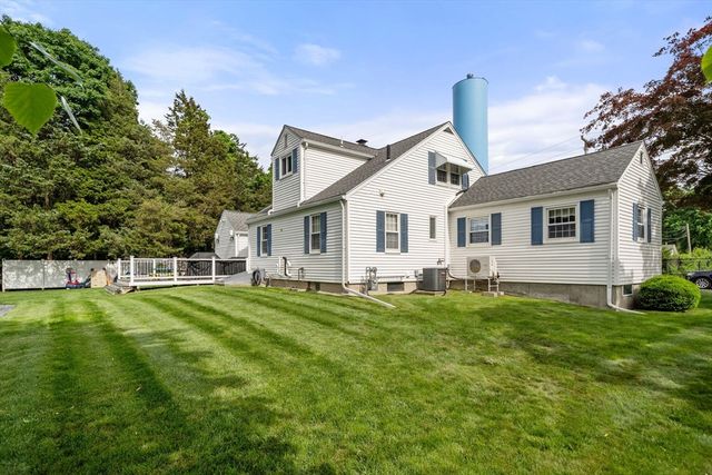 24 Wilbur St, Raynham, MA 02767