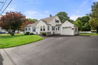 24 Wilbur St, Raynham, MA 02767
