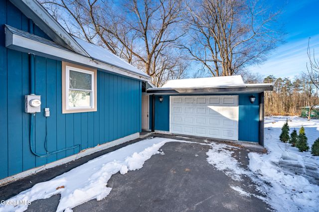 983 Us Route 9W, Bethlehem, NY 12158