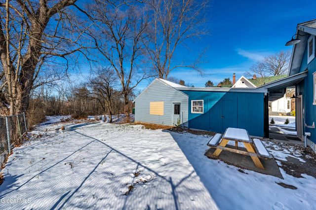 983 Us Route 9W, Bethlehem, NY 12158