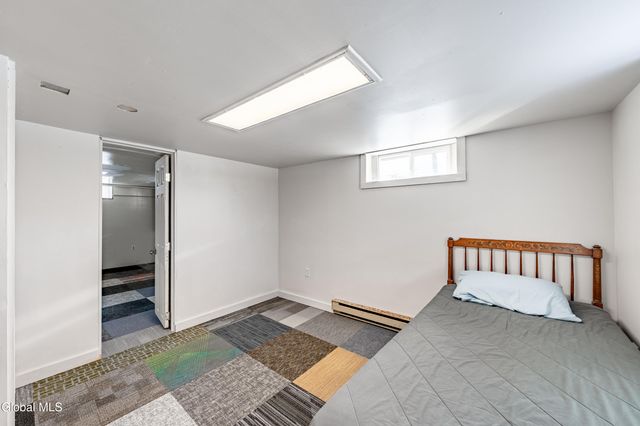 983 Us Route 9W, Bethlehem, NY 12158