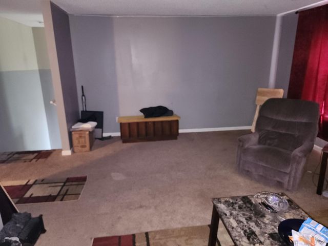 66 Stevens Street E, Saint Paul, MN 55107