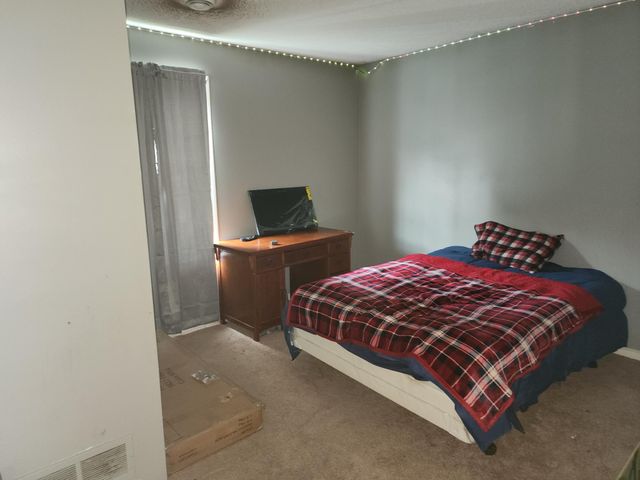 66 Stevens Street E, Saint Paul, MN 55107