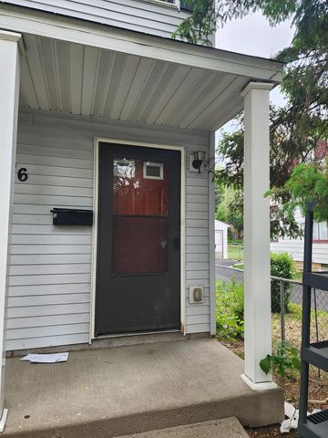 66 Stevens Street E, Saint Paul, MN 55107