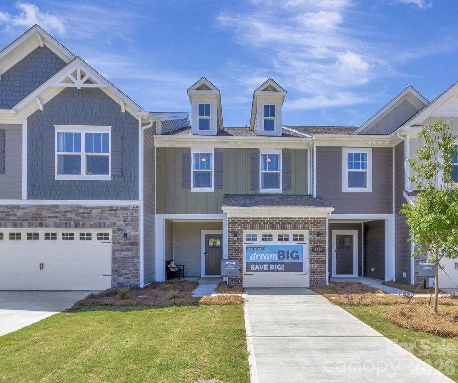 1107 Overbrook Place, Wingate, NC 28174