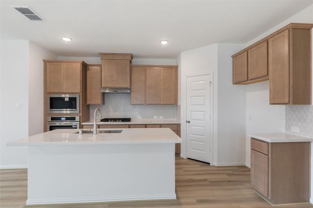 2714 Alexis Street, Seabrook, TX 77586