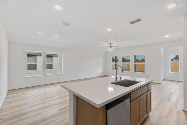 2714 Alexis Street, Seabrook, TX 77586