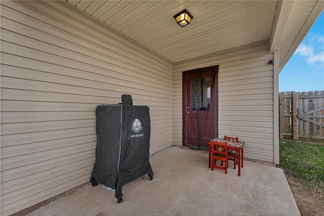 3842 Bueno Avenue, Springdale, AR 72764