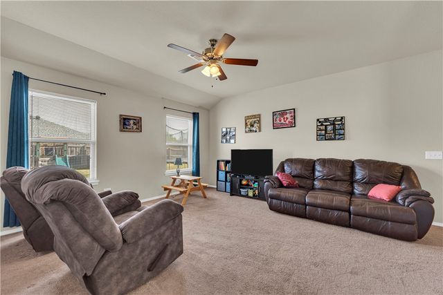 3842 Bueno Avenue, Springdale, AR 72764