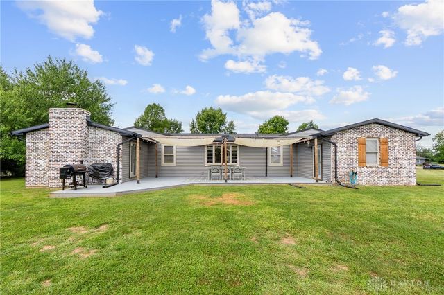2470 Leon Lane, Springfield, OH 45502