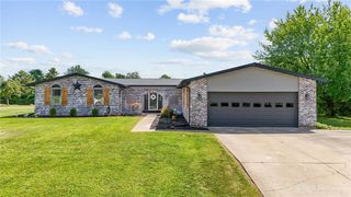 2470 Leon Lane, Springfield, OH 45502