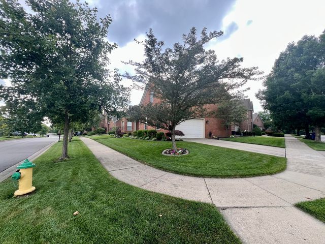 2433 Rockminster Road, Lexington, KY 40509