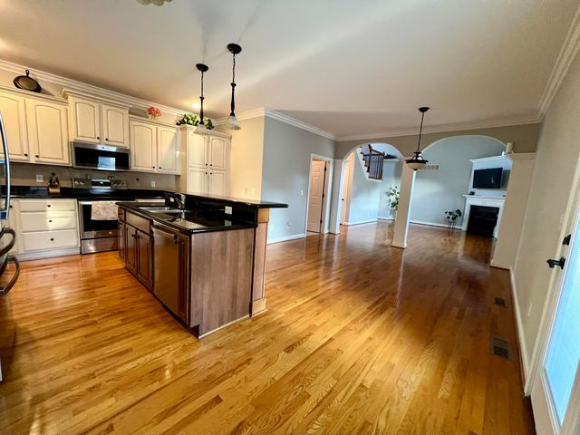 2433 Rockminster Road, Lexington, KY 40509