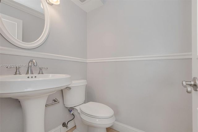 4520 SW 68th Ct Cir 25-5, Miami, FL 33155